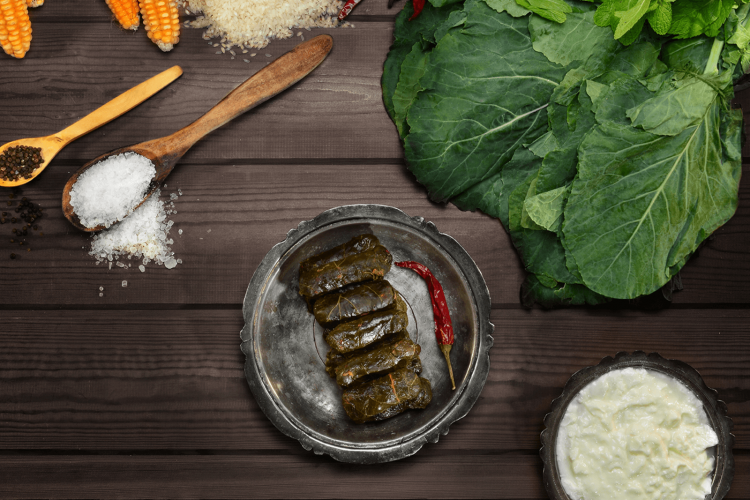 Dillere Destan Bir Lezzet: Karalahana Sarması